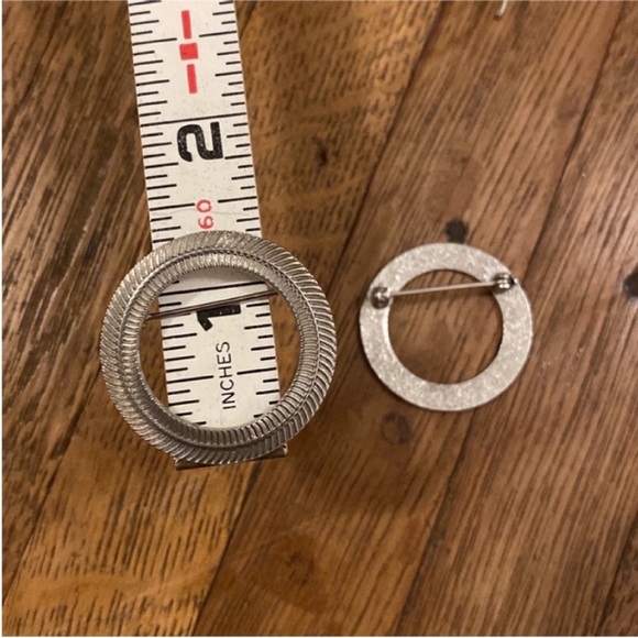 Set of two silver ring pins - Picture 1 of 4